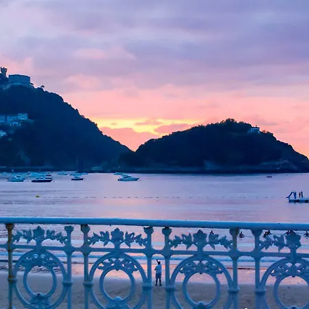 Very 100m From La Kontxa * San Sebastián